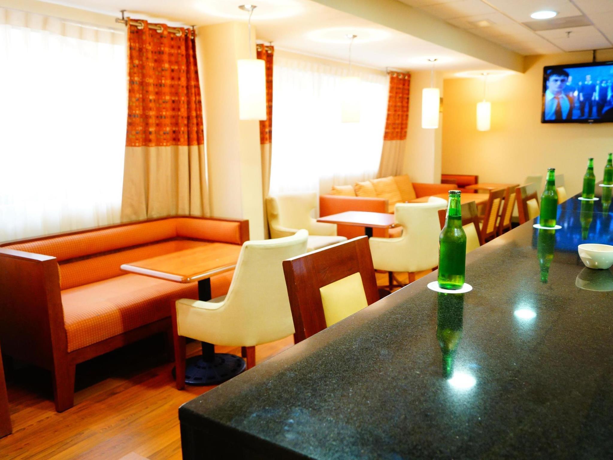 Apodaca 蒙特雷基础汉普顿旅馆酒店 外观 照片