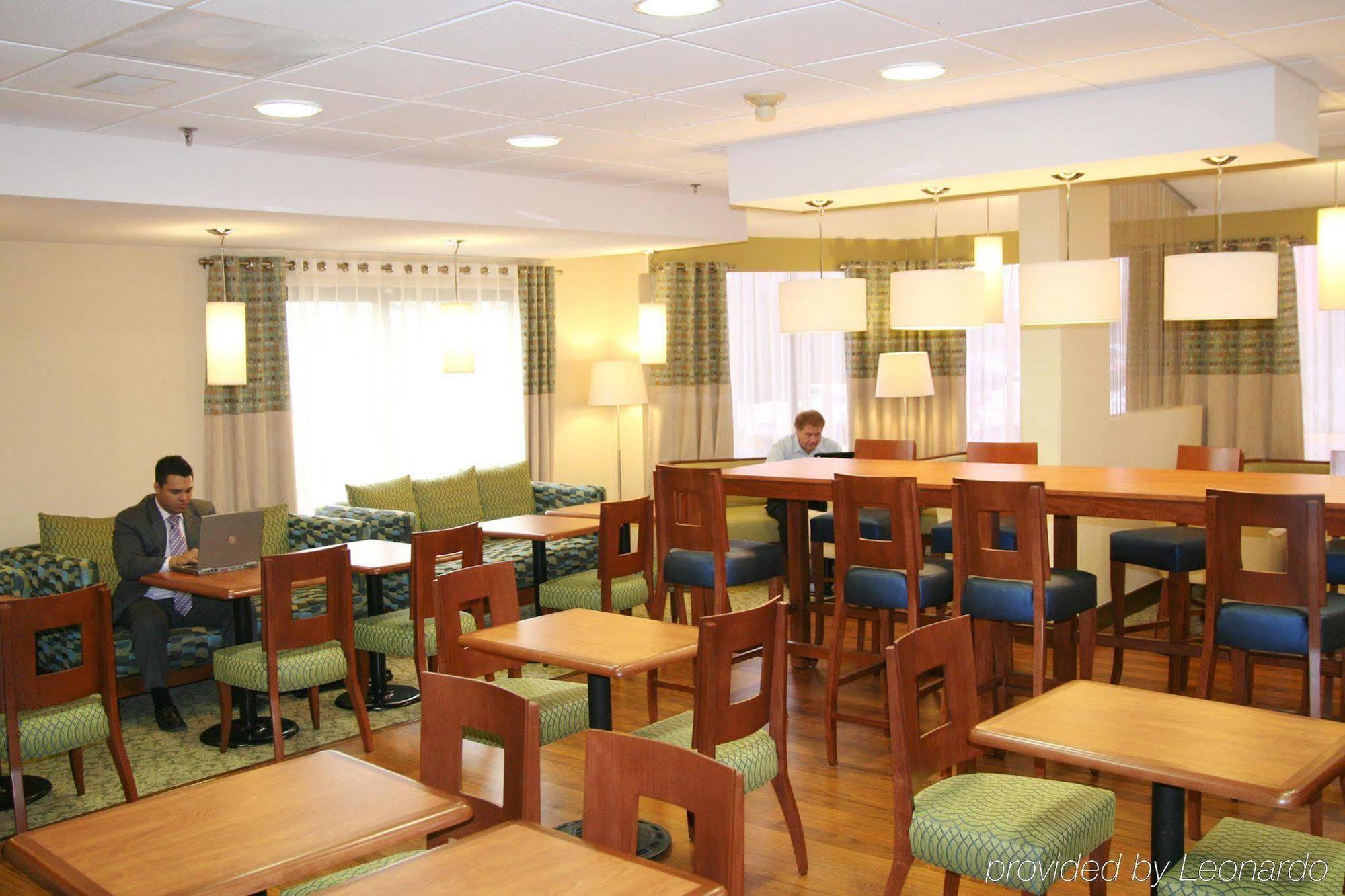 Apodaca 蒙特雷基础汉普顿旅馆酒店 餐厅 照片